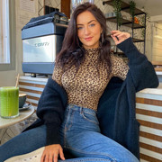 Lydia-Farley-Wallpapers-Insta-Fit-Bio-8