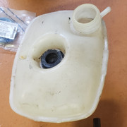 Coolant-Overflow-Resevoir