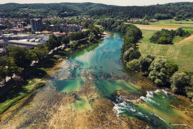 Una river