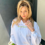 Kari-Riley-4