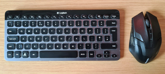 Logitech-K810