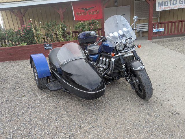 Triumph Rocket3sidecar