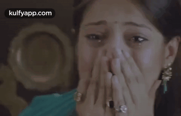 crying-mayamohini.gif