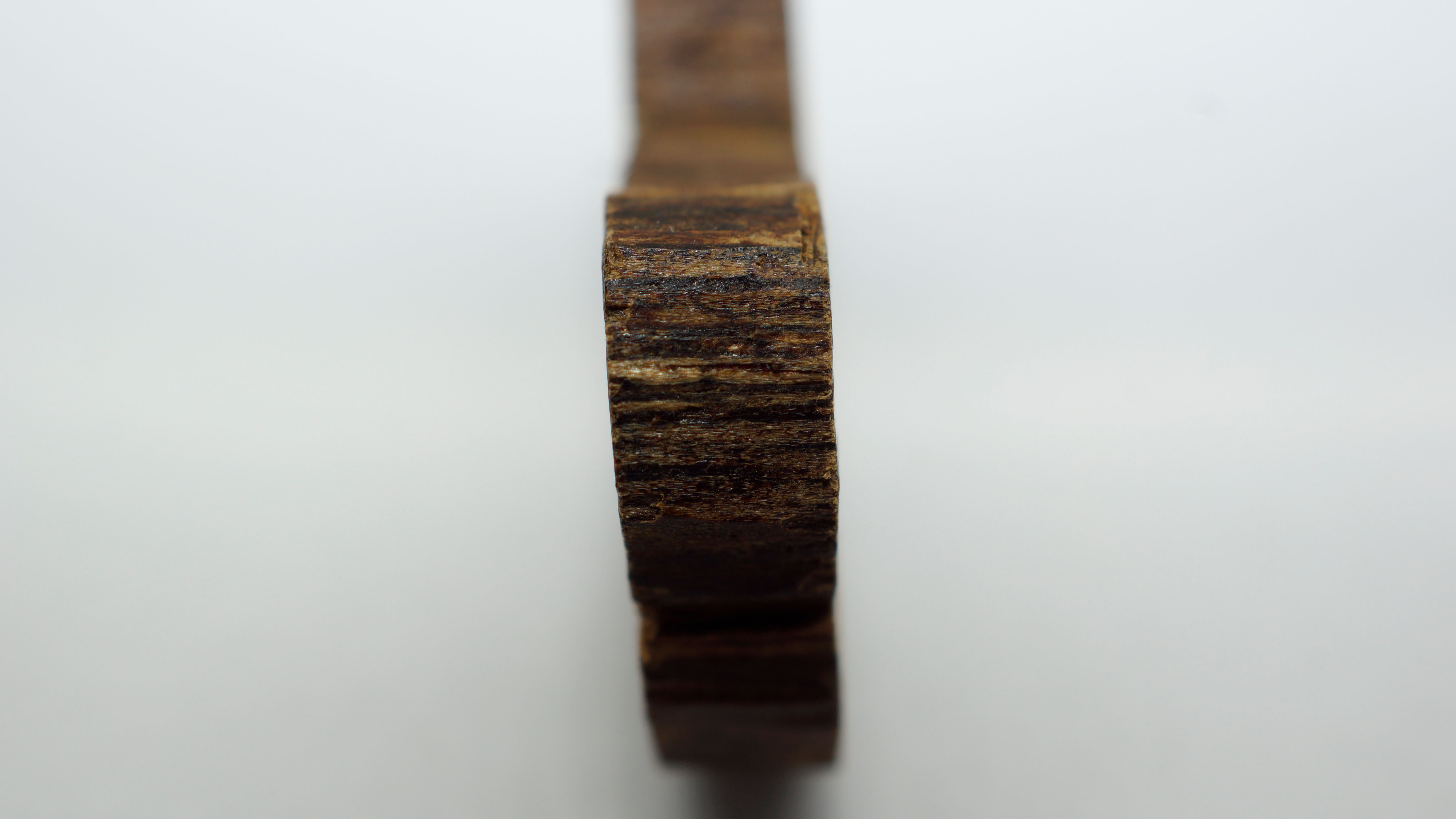[Ouddict.com] Oud Wood