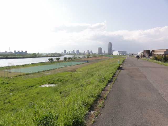 2011-04-25-08