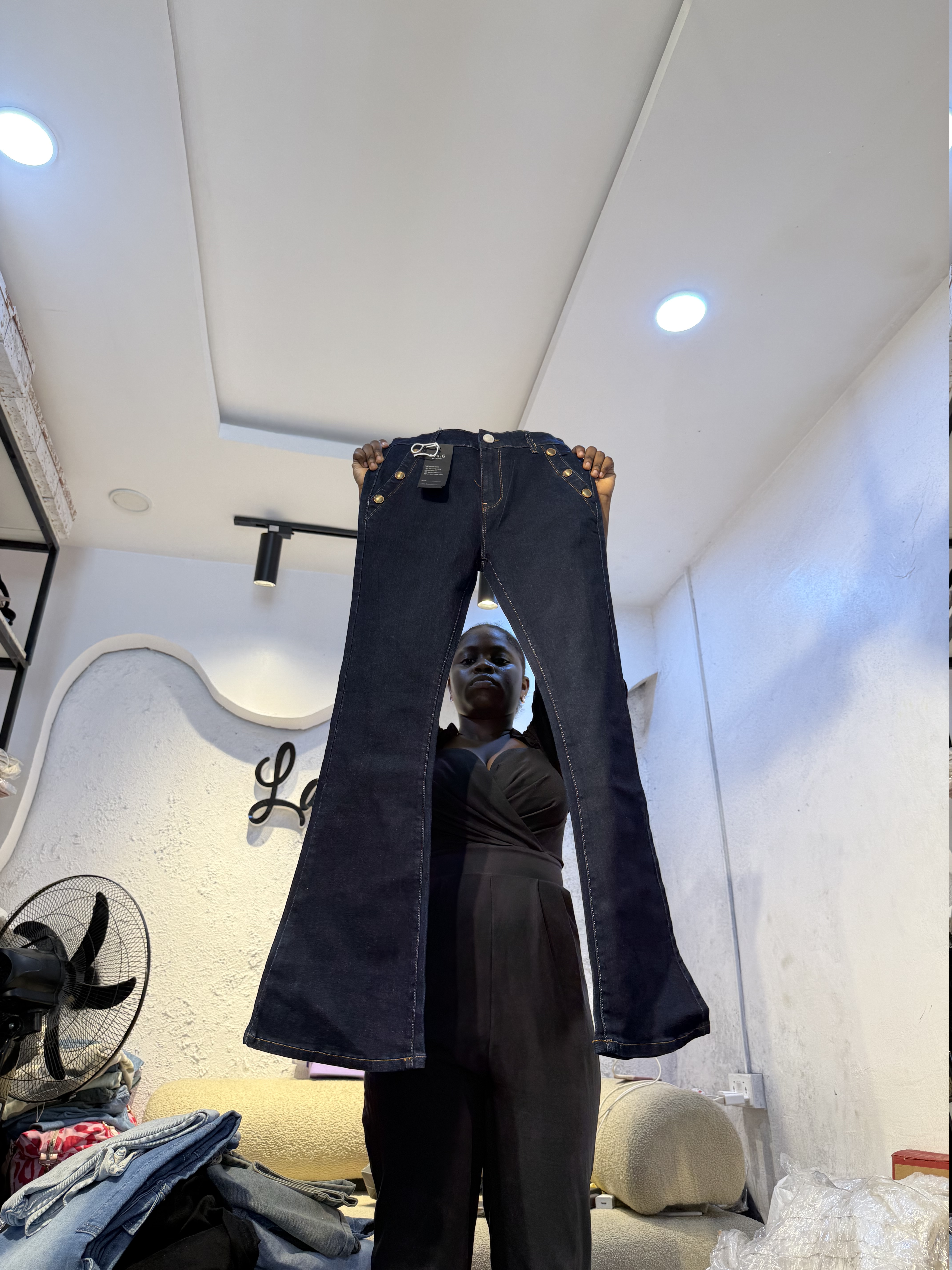 Waist 28