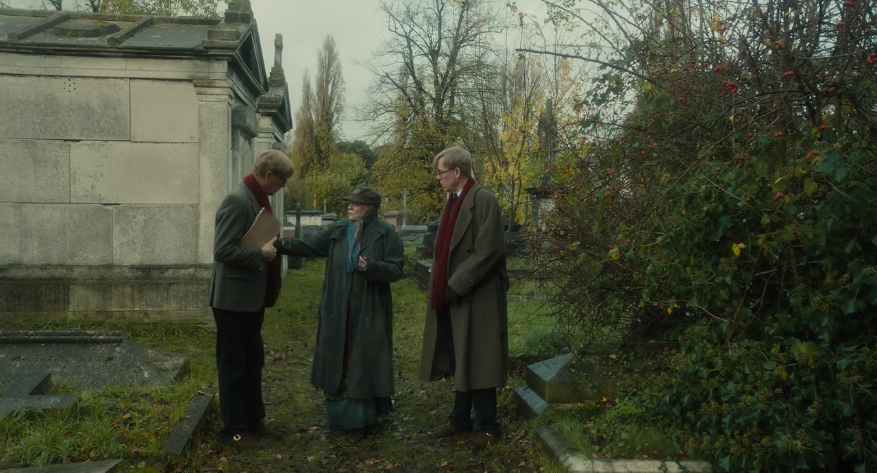 The Lady in the Van Screenshot