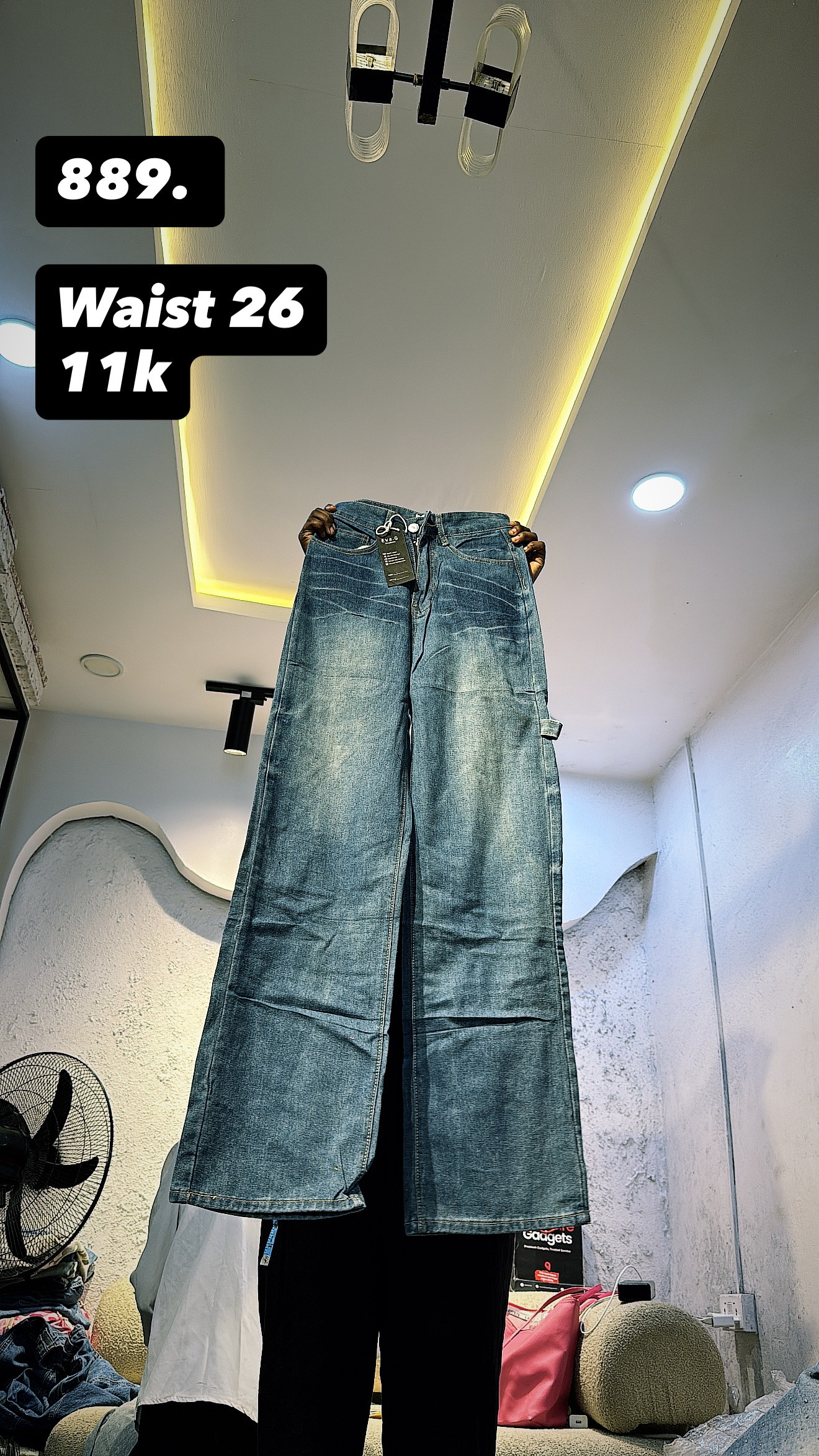 Waist 26