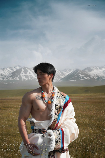 Adonis 01 84
