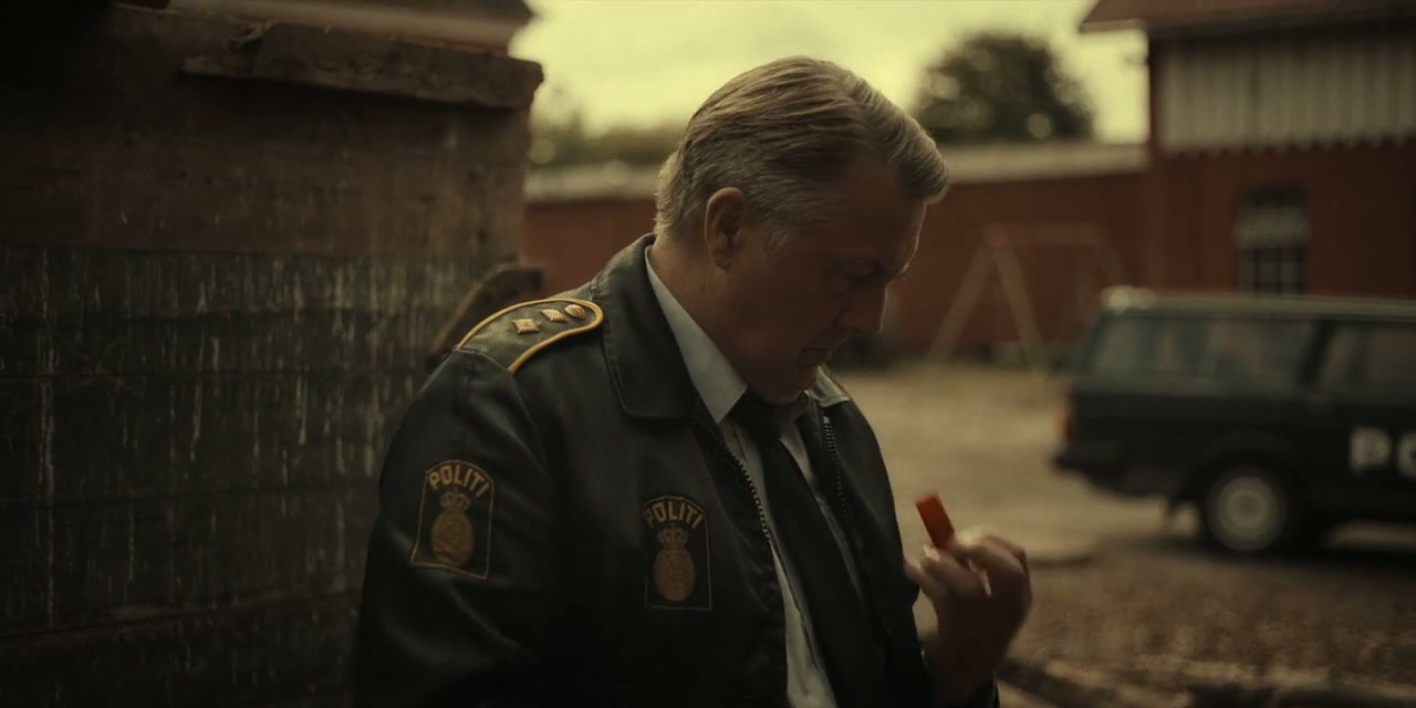 The Chestnut Man Screenshot