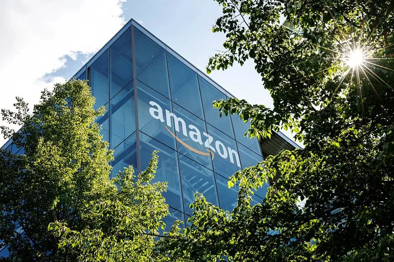 Amazon занимает $17,5 млрд на ИИ-гонку: долги растут, отдача под вопросом