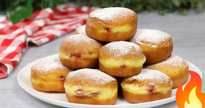 Постер Пончики "Берлинеры" с клубничной начинкой