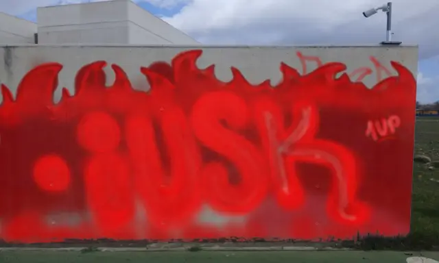 Graffiti artwork by iUSK