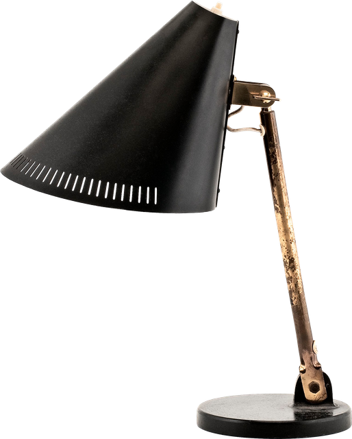 121