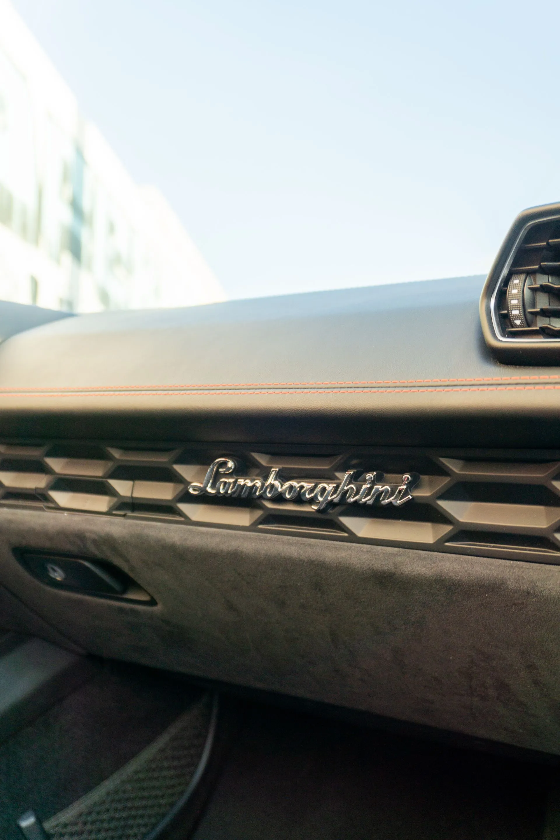 Lamborghini Huracan Spyder LP580-2 photo 7