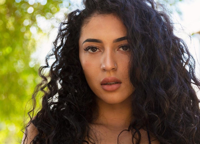 Bianca-Taylor-17.jpg