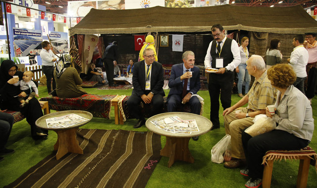 DEMEALTI-NIN-KIL-ADIRI-STANDINDA-RENKL-GRNTLER