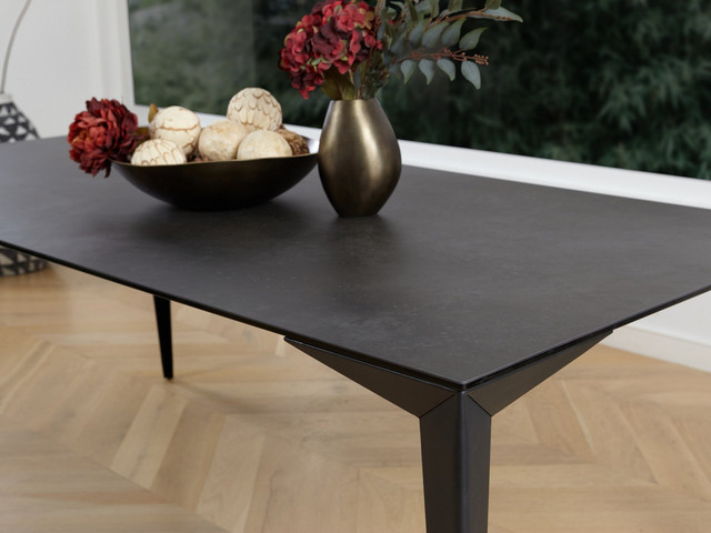 Orion-dining-table6