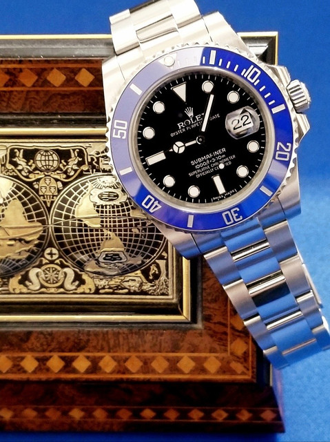 15664581913882