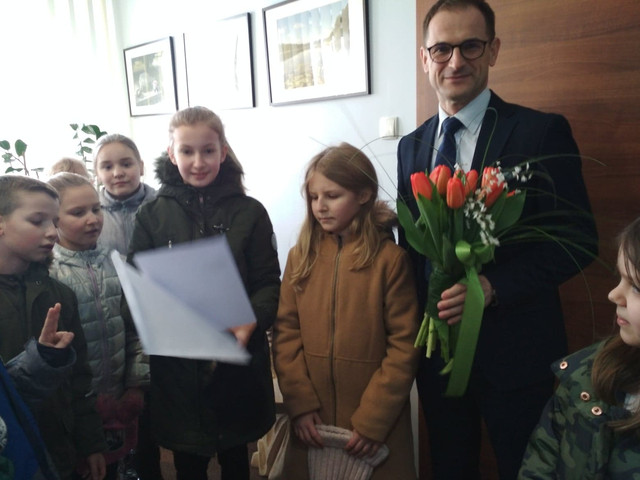 Szkoła Podstawowa W Kazimierzu Biskupim