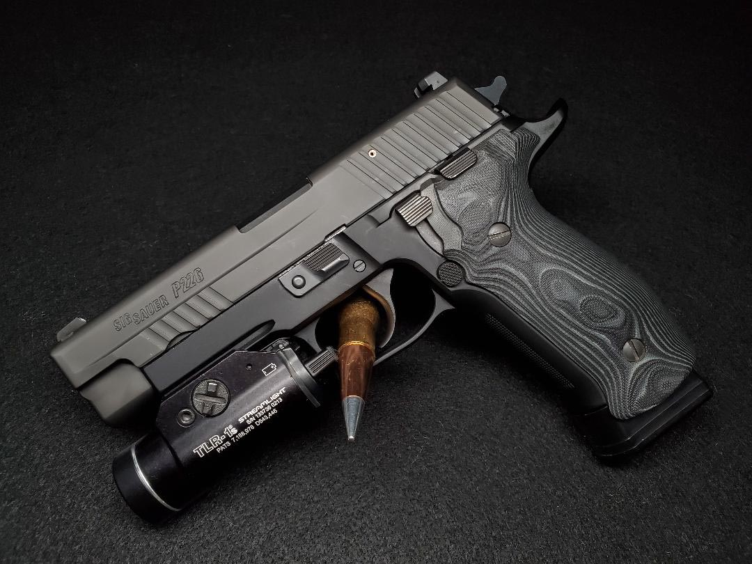 P226-tacops.jpg