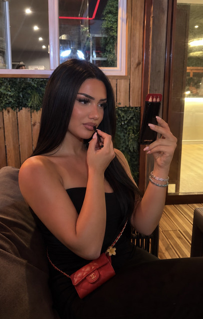 The Lipparazzi Girl