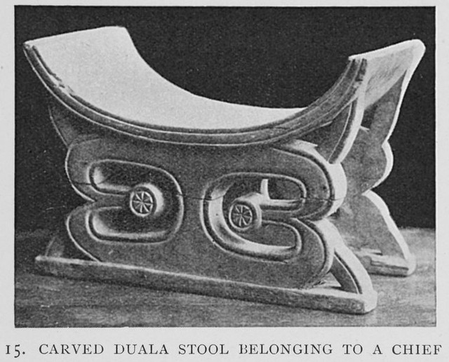 Duala-Doula-Stool