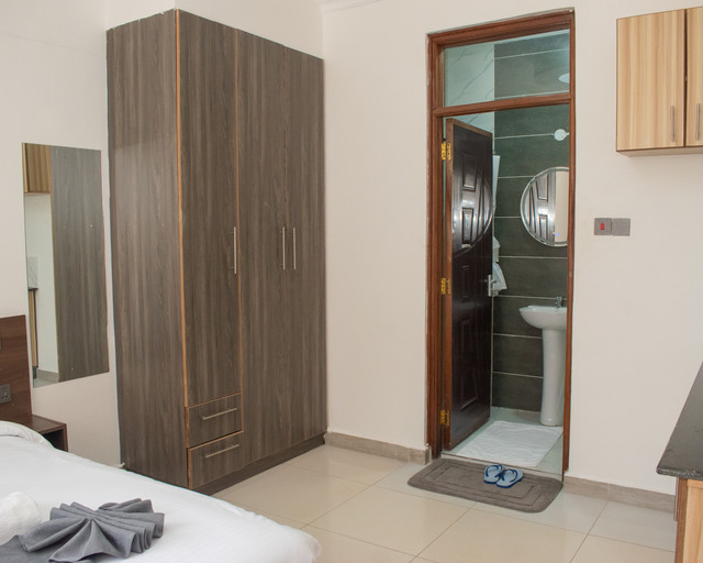 Ckay's Homes furnished accommodation photograph 15