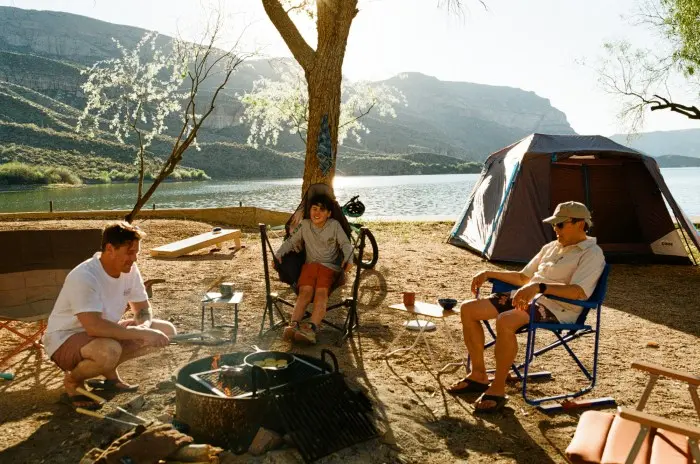 Camping cu mașina: confort în aer liber