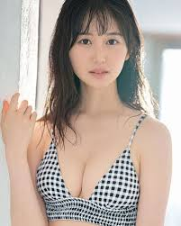 Kosaka Nanaka 小坂七香
