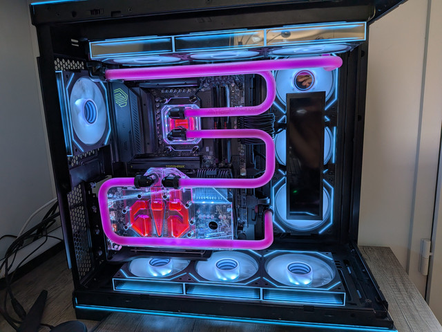 https://i.ibb.co/Vc1w71f1/side-blue.jpg