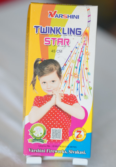 1½" Twinkling Stars