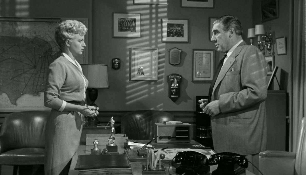 Executive Suite Screenshot