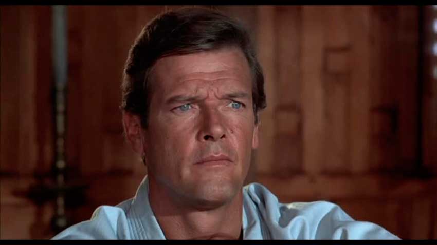 Gun 6 - El Hombre De La Pistola De Oro [2xDVD9 Full] [Pal] [Esp/Ing] [5.1] [DTS] [Sub:Esp/Ing] [1974] [Acción] [VS]