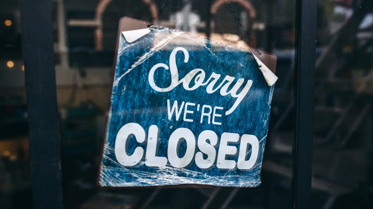 Red Robin’s Closures Mask a Mixed Outlook for the Iconic Burger Chain