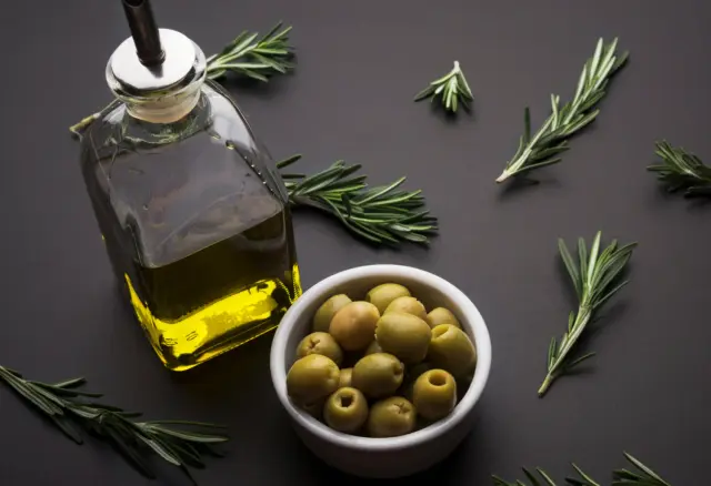 فوائد زيت الزيتون