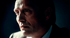 https://i.ibb.co/Vcb34tFS/hannibal-lector-mads-mikkelsen.gif