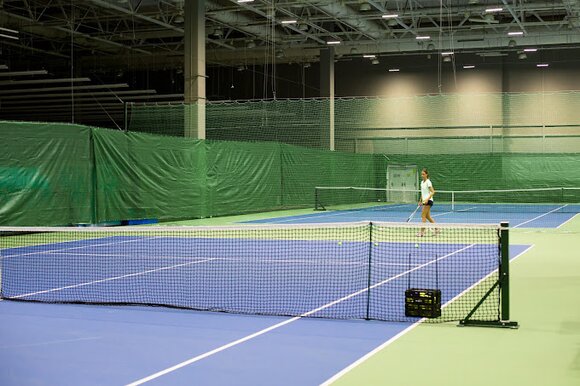 FlyTennis