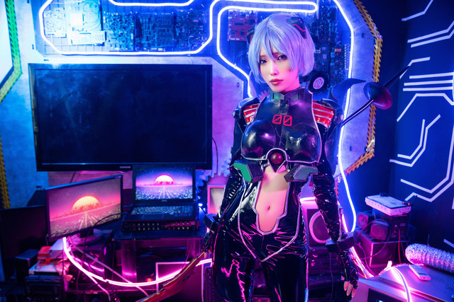 01