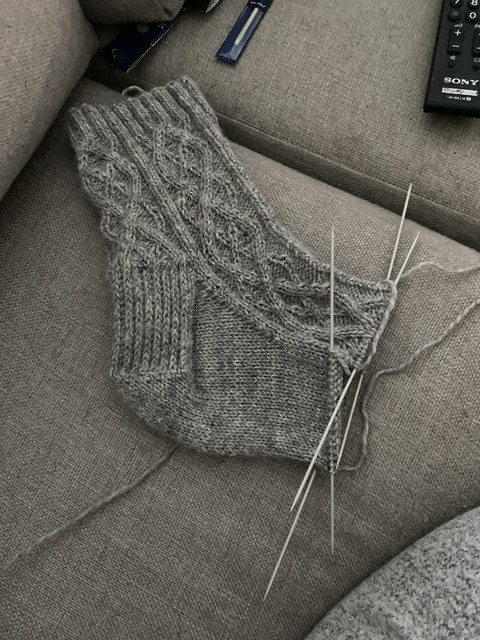 1-D3772-F7-92-B8-422-B-924-E-010-BEC88-F