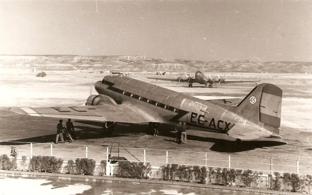 dc-3-ec-acx.jpg
