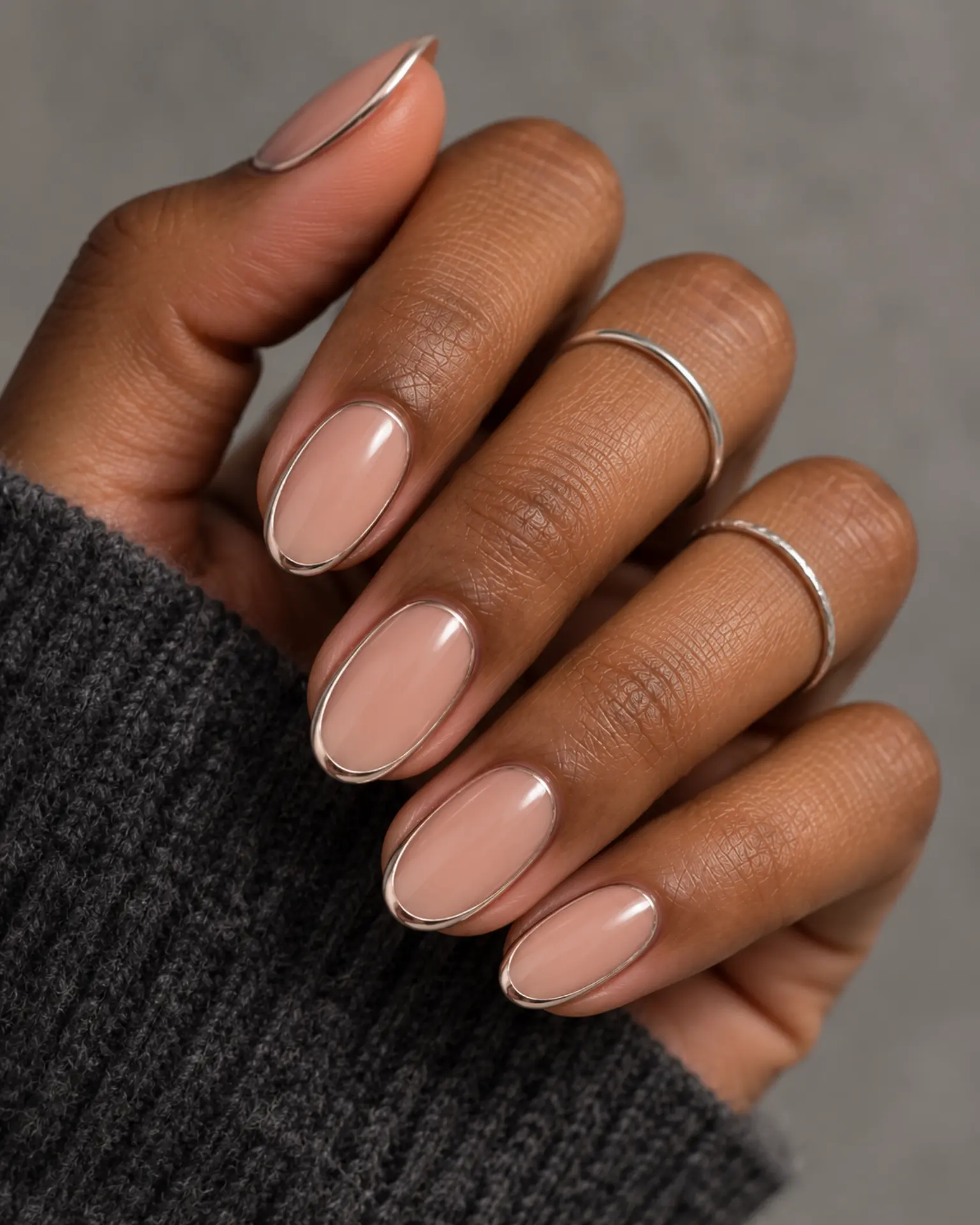 Nude Chrome Outline manicure inspiration for nude nail ideas
