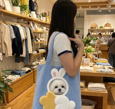 Customer carrying the bag in a store