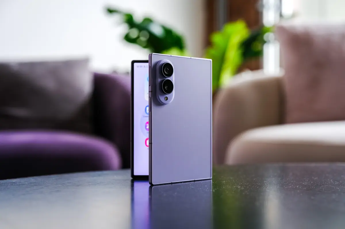 Samsung's Wider Z Fold 8 Feels Just Right
