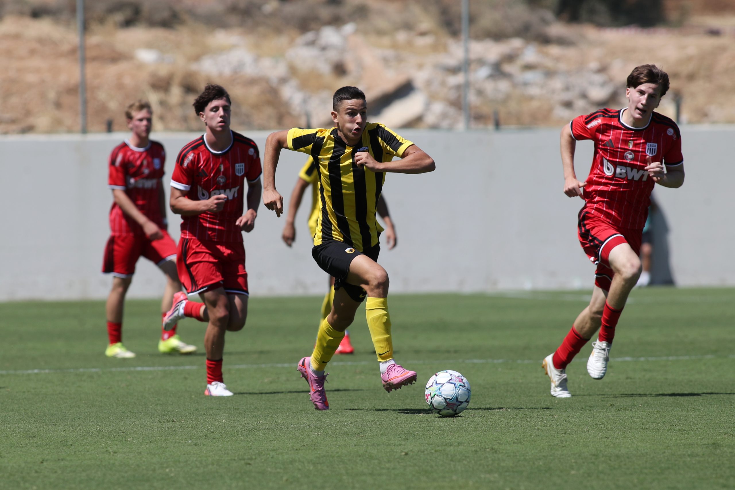 Καλύτερη η ΑΕΚ, έχασε ευκαιρία (0-0) με ΛΑΣΚ στην πρεμιέρα του Youth League