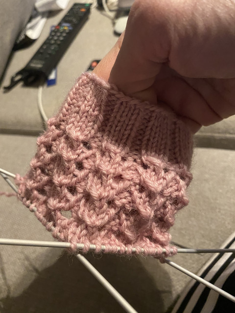 77184730-0625-4214-80-F8-79-F8-A63-D48-A