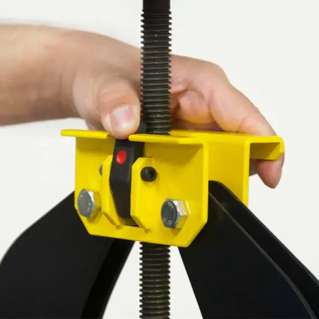 pipealignmentclamp-btn-jpg