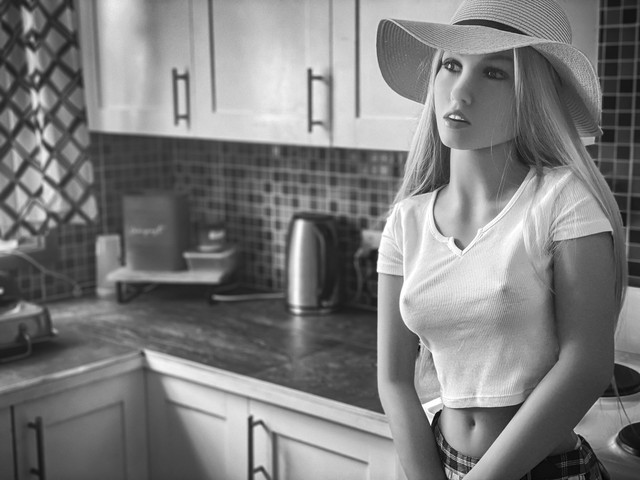 Elle-4