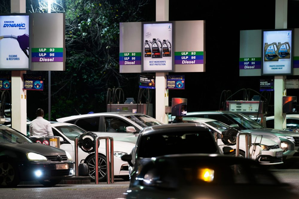 Illustration - Afrique du Sud : diesel a +0,37 dollar le litre des aujourd'hui - la hausse historique qui va faire mal jusqu'à Nairobi