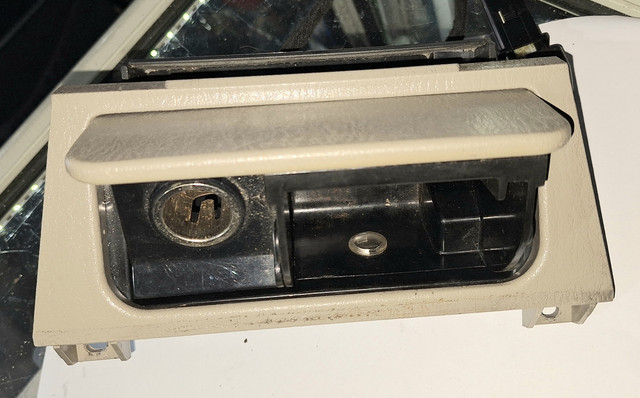 A215305260